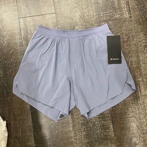 BRAND NEW MENS LULULEMON FAST AND FREE SHORTS
